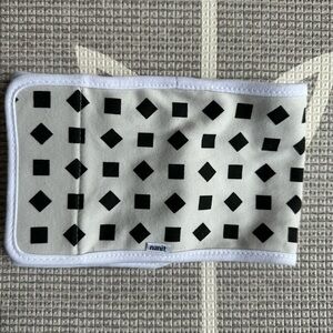 NWOT Nanit Baby Breathing Band 0-3 Months Black White Geometric Sleep Band